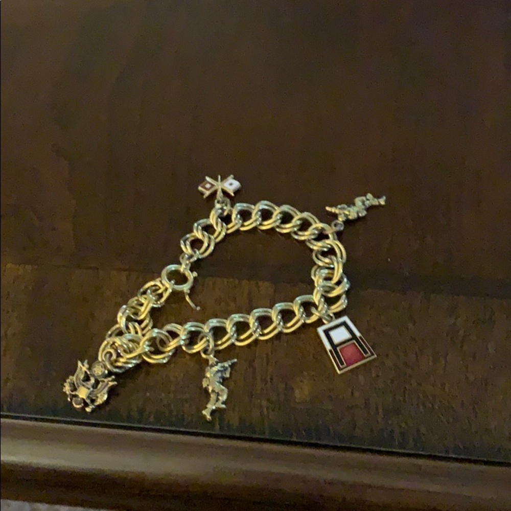 Bracelet